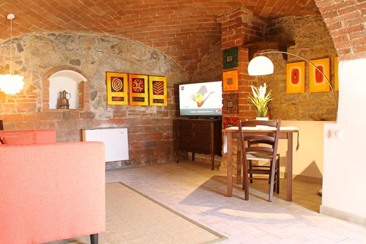 I Voltoni Di Corsignano Apartment เซียนา ภายนอก รูปภาพ